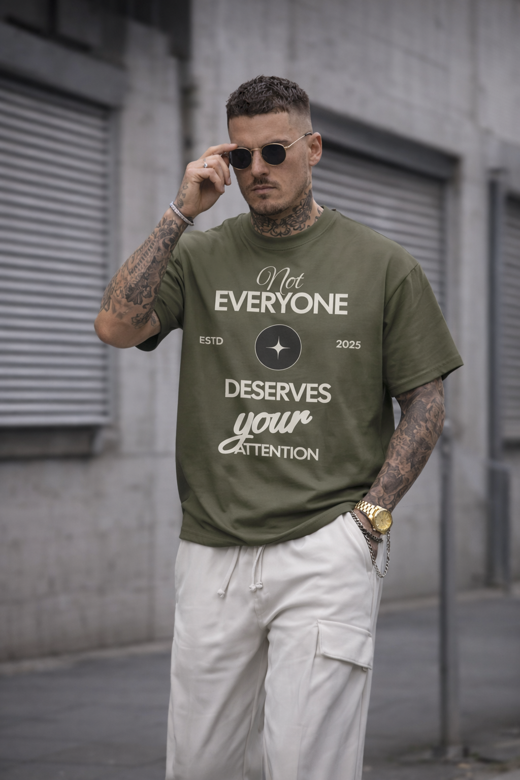 EYO Premium Attention Tee | Organic Cotton, Uplifting Streetwear and high Modern Style.