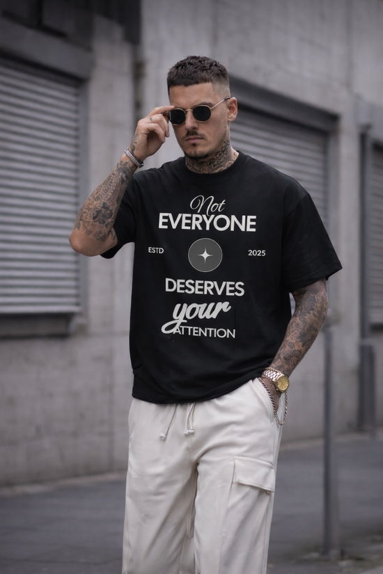 EYO Premium Attention Tee | Organic Cotton, Uplifting Streetwear and high Modern Style.